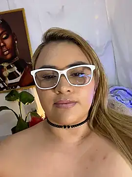 AshleyVXo online show from 05-06-26, 03:13