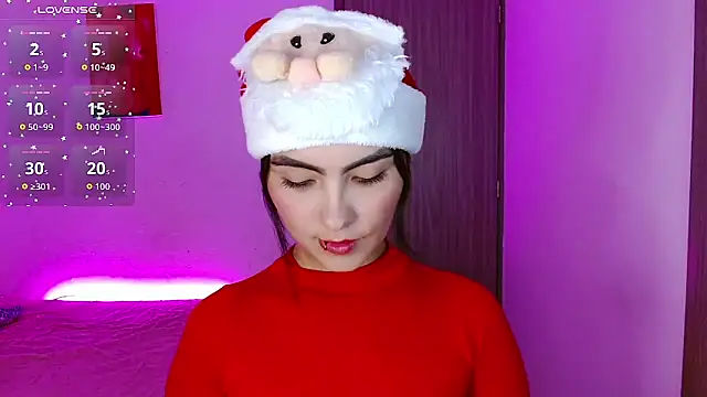 victoria-henaoo online show from 12-17-25, 04:29