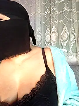 Cat Sharisa online show from 01-15-26, 09:25