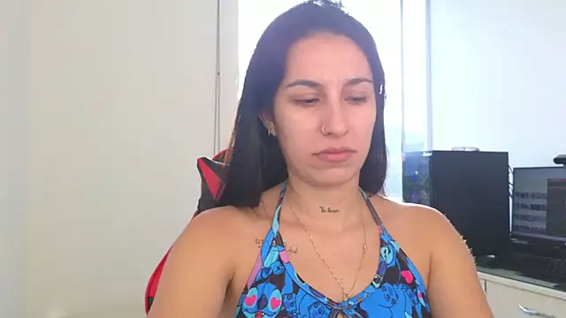 Snapshot of tammyandrade_ chatting on 06-10-26, 11:42 tammyandrade online show from 06-10-26, 11:42