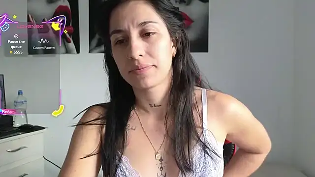 Snapshot of tammyandrade_ chatting on 06-11-26, 11:19 tammyandrade online show from 06-11-26, 11:19