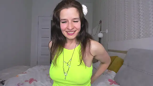 Snapshot of Clear_Angel chatting on 02-15-25, 09:27 Clear Angel online show from 02-15-25, 09:27
