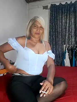 Snapshot of Goodgirlsue_77 chatting on 06-28-26, 09:26 Goodgirlsue 77 online show from 06-28-26, 09:26