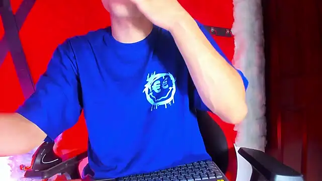 LilOwen  online show from 03-16-26, 06:23