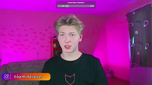 Snapshot of TheMikeSever chatting on 12-08-24, 03:21 TheMikeSever online show from 12-08-24, 03:21