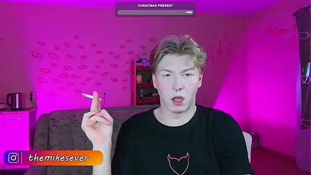 Snapshot of TheMikeSever chatting on 12-14-24, 03:07 TheMikeSever online show from 12-14-24, 03:07