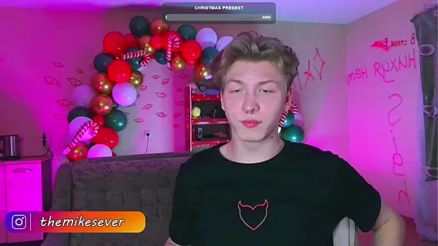 Snapshot of TheMikeSever chatting on 12-16-24, 10:18 TheMikeSever online show from 12-16-24, 10:18