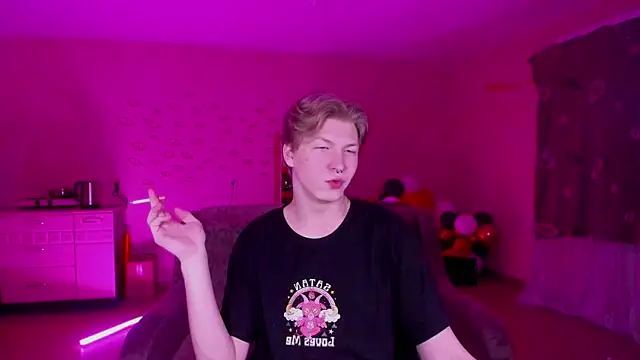 Snapshot of TheMikeSever chatting on 01-16-25, 08:46 TheMikeSever online show from 01-16-25, 08:46