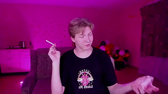 Snapshot of TheMikeSever chatting on 01-17-25, 05:51 TheMikeSever online show from 01-17-25, 05:51