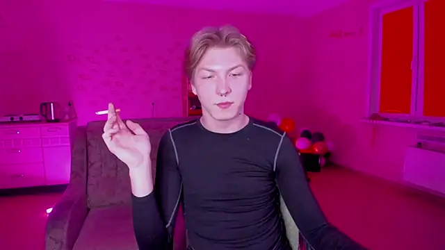 Snapshot of TheMikeSever chatting on 02-08-25, 05:08 TheMikeSever online show from 02-08-25, 05:08