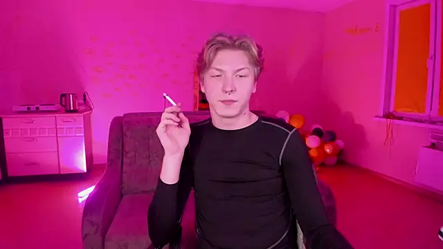 Snapshot of TheMikeSever chatting on 02-11-25, 05:07 TheMikeSever online show from 02-11-25, 05:07