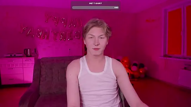 Snapshot of TheMikeSever chatting on 02-16-25, 05:04 TheMikeSever online show from 02-16-25, 05:04