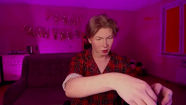 Snapshot of TheMikeSever chatting on 03-04-25, 05:34 TheMikeSever online show from 03-04-25, 05:34