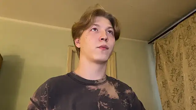 Snapshot of TheMikeSever chatting on 09-28-25, 01:22 TheMikeSever online show from 09-28-25, 01:22