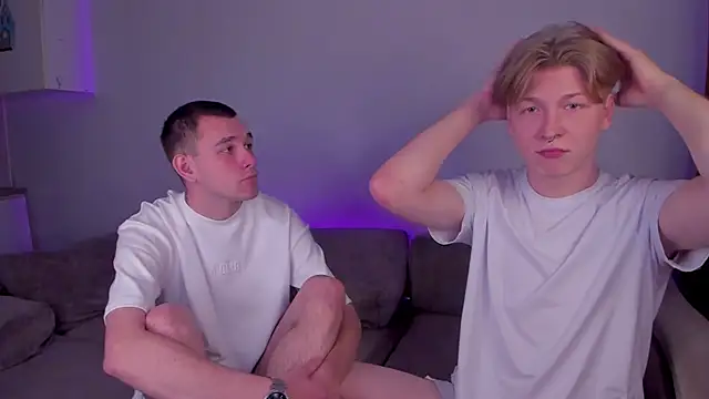 Snapshot of TheMikeSever chatting on 10-27-25, 10:08 TheMikeSever online show from 10-27-25, 10:08