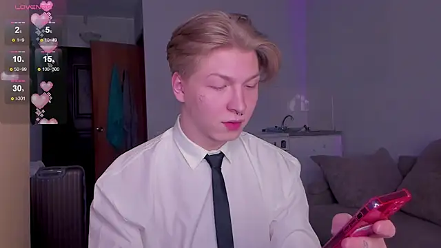 Snapshot of TheMikeSever chatting on 11-15-25, 10:23 TheMikeSever online show from 11-15-25, 10:23