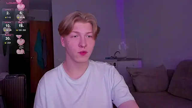 Snapshot of TheMikeSever chatting on 11-21-25, 02:54 TheMikeSever online show from 11-21-25, 02:54