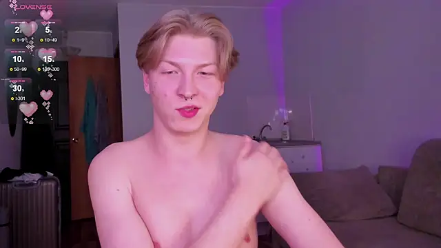 Snapshot of TheMikeSever chatting on 12-21-25, 11:06 TheMikeSever online show from 12-21-25, 11:06