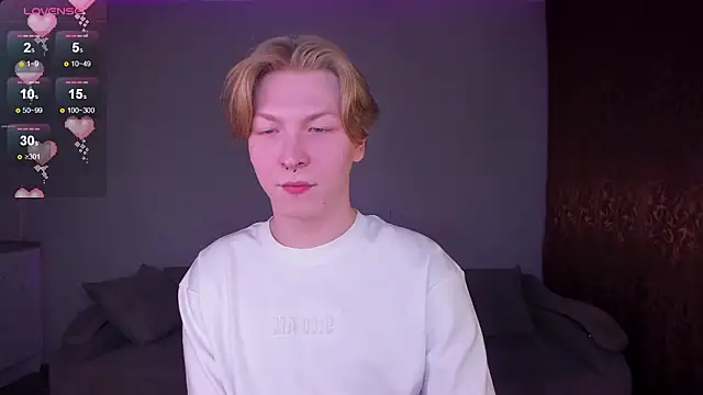 Snapshot of TheMikeSever chatting on 02-14-26, 03:20 TheMikeSever online show from 02-14-26, 03:20