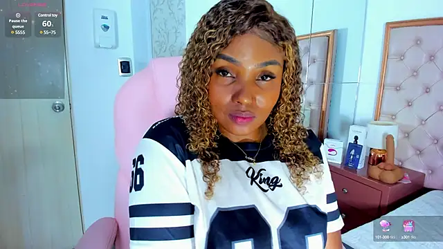 Isla Scott online show from 03-21-25, 02:29