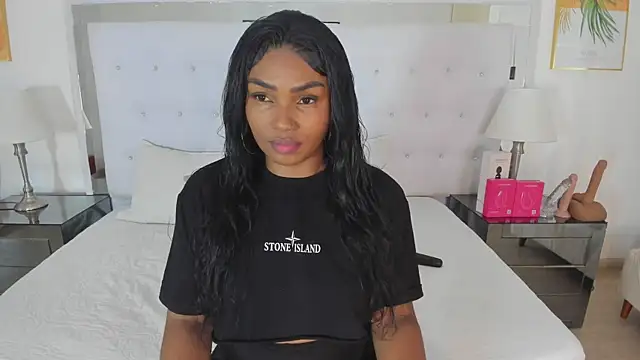 Isla Scott online show from 04-22-26, 12:07