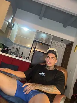 Dominiofit online show from 10-27-25, 01:53