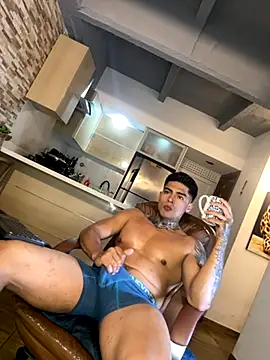 Dominiofit online show from 11-18-25, 02:50