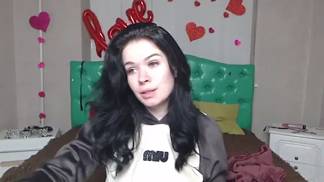 JasmineKouch online show from 02-13-26, 06:15