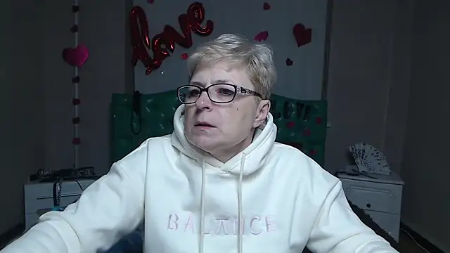 EmiliaGree online show from 02-04-26, 06:25