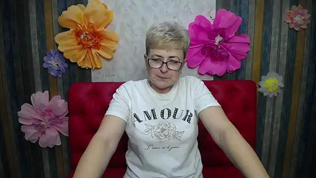 EmiliaGree online show from 04-08-26, 05:13