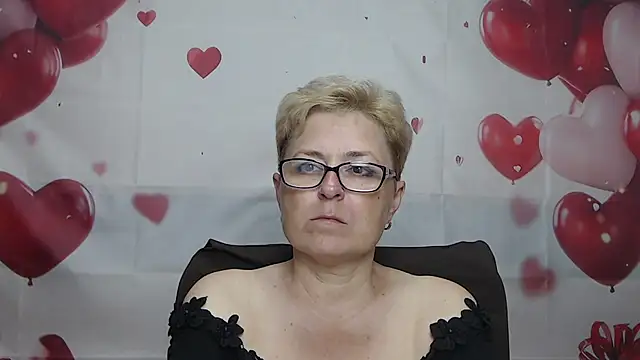 Snapshot of EmiliaGree chatting on 07-03-26, 05:30 EmiliaGree online show from 07-03-26, 05:30