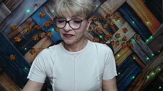 EllaBonito online show from 11-23-25, 06:24