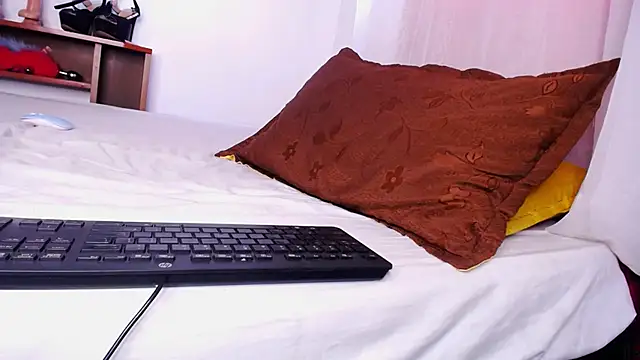 anyaadamss online show from 02-26-25, 10:31