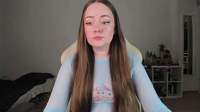 WalkingGirl online show from 02-14-26, 08:05