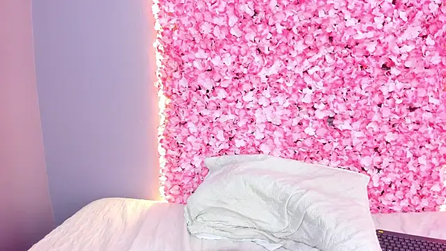 Snapshot of Sofia__rivera chatting on 02-11-25, 10:28 Sofia  rivera online show from 02-11-25, 10:28