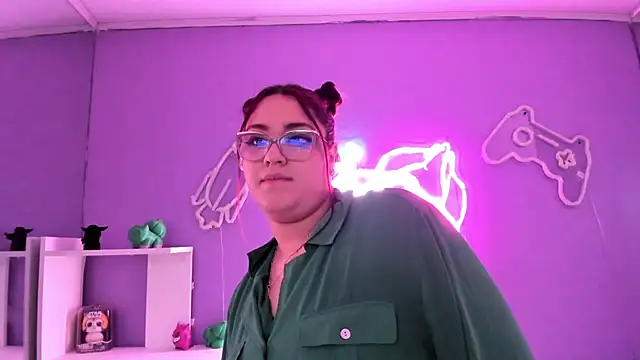 Camiila Osorio online show from 11-06-25, 07:26