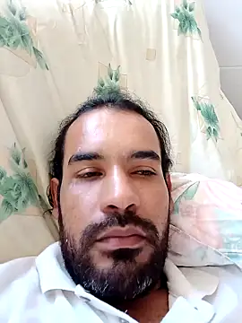 Snapshot of taylorWiiz chatting on 01-11-25, 06:33 taylorWiiz online show from 01-11-25, 06:33