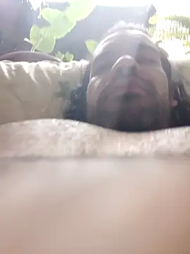 Snapshot of taylorWiiz chatting on 02-25-25, 03:16 taylorWiiz online show from 02-25-25, 03:16