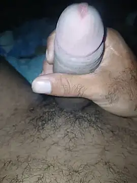 Snapshot of taylorWiiz chatting on 10-20-25, 04:13 taylorWiiz online show from 10-20-25, 04:13