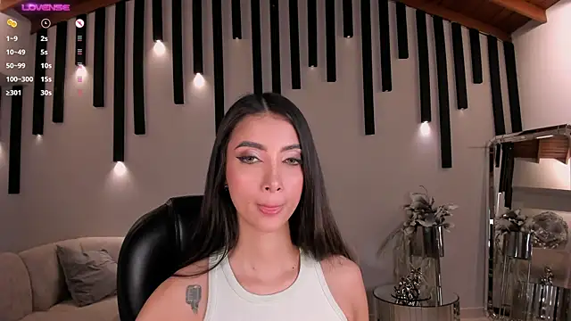 Snapshot of ValeriaVelvet chatting on 02-14-25, 02:02 ValeriaVelvet online show from 02-14-25, 02:02