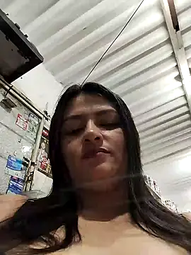 Snapshot of Linda_Lars chatting on 12-26-24, 04:53 Linda Lars online show from 12-26-24, 04:53