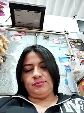 Snapshot of Linda_Lars chatting on 01-22-25, 05:26 Linda Lars online show from 01-22-25, 05:26