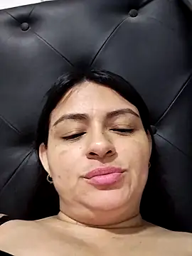 Snapshot of Linda_Lars chatting on 01-30-25, 05:41 Linda Lars online show from 01-30-25, 05:41