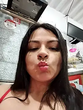 Snapshot of Linda_Lars chatting on 02-16-25, 05:37 Linda Lars online show from 02-16-25, 05:37