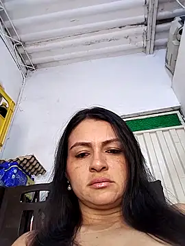 Snapshot of Linda_Lars chatting on 09-29-25, 03:11 Linda Lars online show from 09-29-25, 03:11