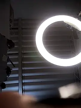 Snapshot of Linda_Lars chatting on 10-24-25, 03:14 Linda Lars online show from 10-24-25, 03:14