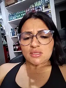 Snapshot of Linda_Lars chatting on 10-26-25, 04:29 Linda Lars online show from 10-26-25, 04:29