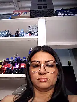 Snapshot of Linda_Lars chatting on 11-08-25, 04:12 Linda Lars online show from 11-08-25, 04:12