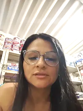 Snapshot of Linda_Lars chatting on 11-16-25, 03:34 Linda Lars online show from 11-16-25, 03:34