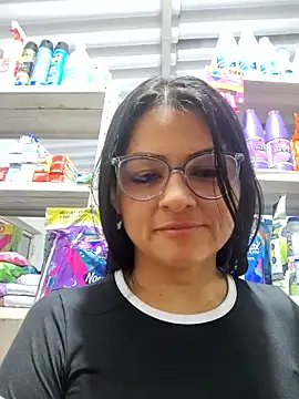 Snapshot of Linda_Lars chatting on 11-29-25, 01:41 Linda Lars online show from 11-29-25, 01:41